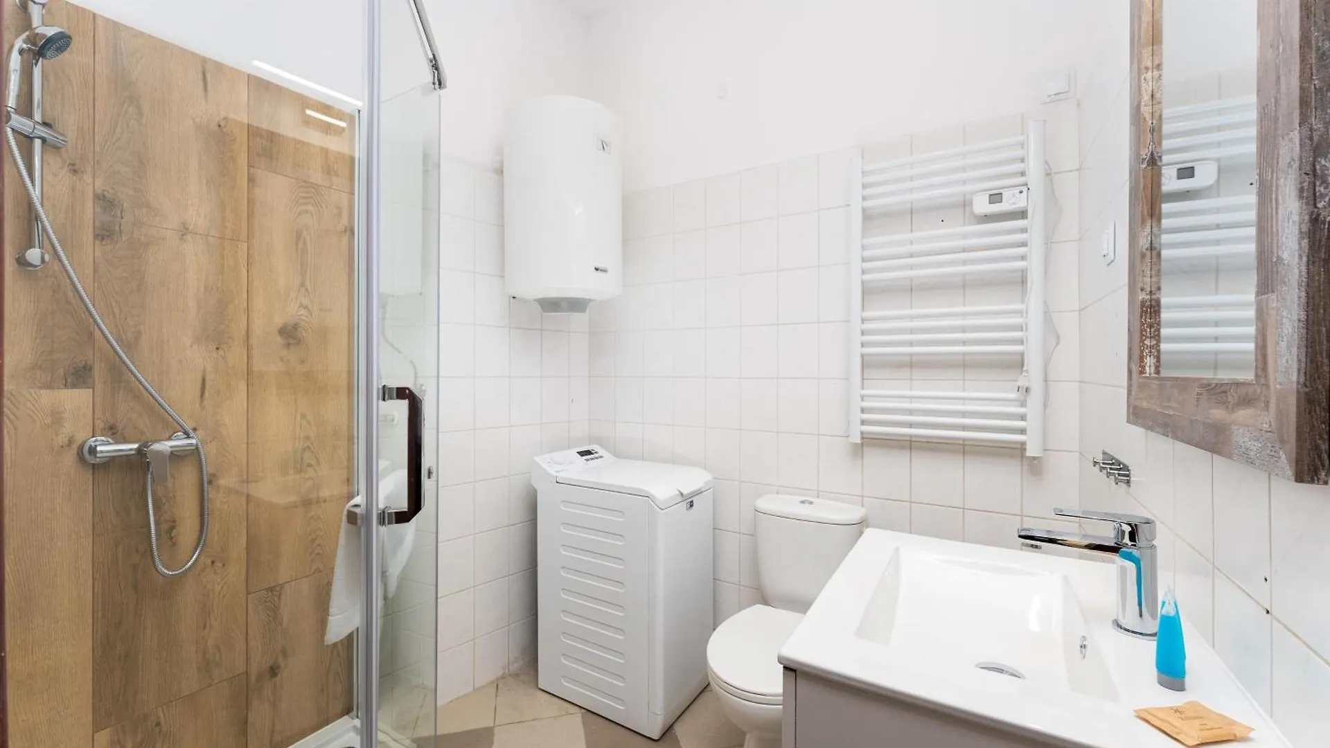 Apartment Royal Cracow Studios Krakow Poland